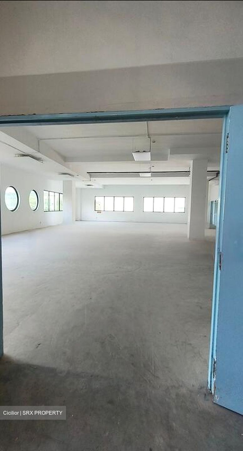 Uni-tech Centre (D22), Factory #486332411
